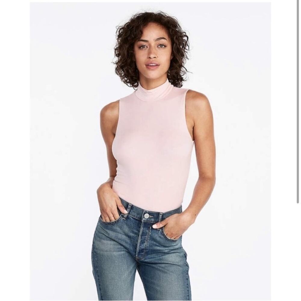 New‎ Express One Eleven Light Pink Ribbed Mock Neck Bodysuit